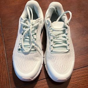 Womens UA charged shoes 8.5 mint color